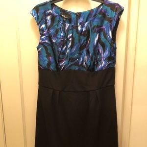Women’s dress size 12